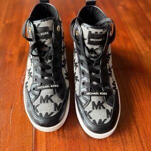 Michael Kors women espadrille